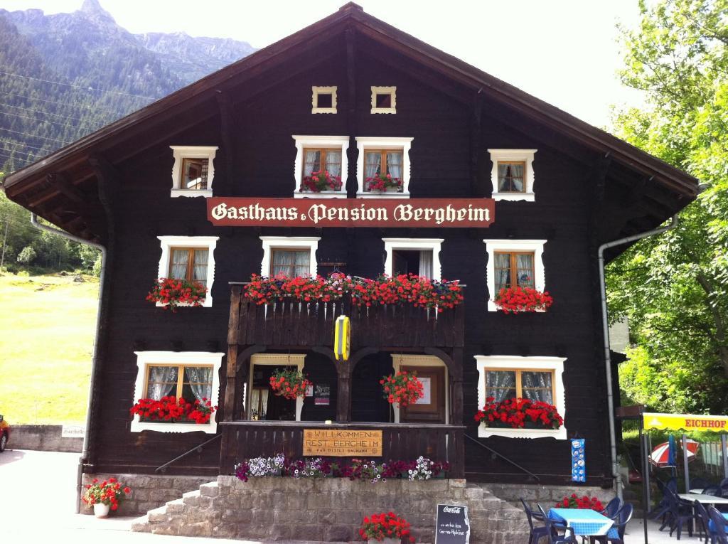 Gasthaus Bergheim Gurtnellen Exteriör bild